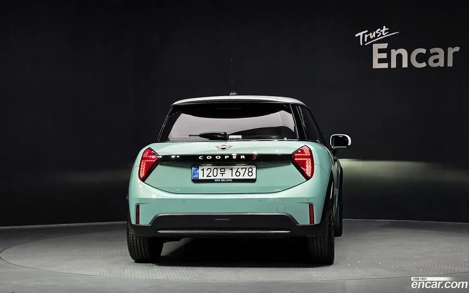 MINI Cooper S 2025 — миниатюра 4