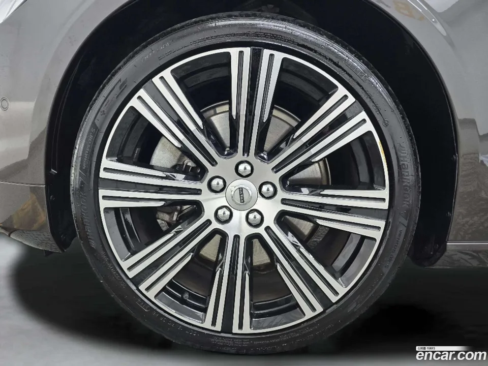 Volvo S90 B6 AWD 2023 — миниатюра 5