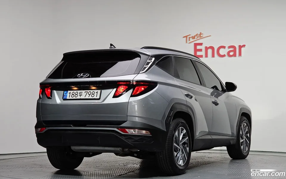 Hyundai Tucson 1.6 2WD 2023 — миниатюра 2