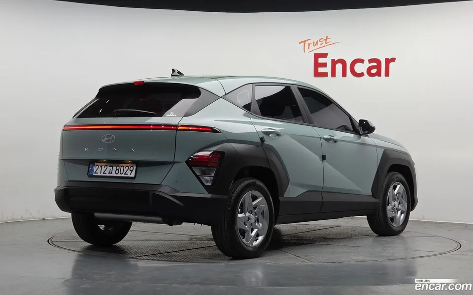 Hyundai Kona 1.6 2WD 2024 — миниатюра 2