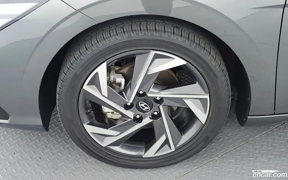 Hyundai Avante CN7 1.6 2024 — миниатюра 5
