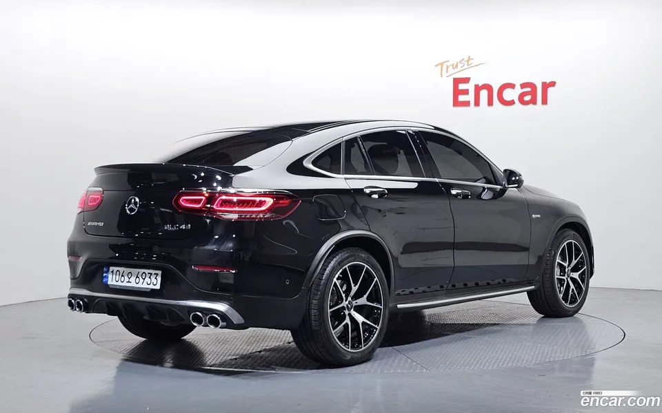 Mercedes-Benz GLC-Class AMG GLC43 4MATIC 2023 — миниатюра 2