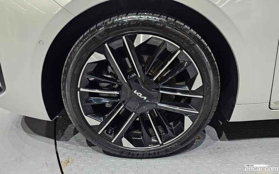 Kia K8 2.5 2WD 2025 — миниатюра 5