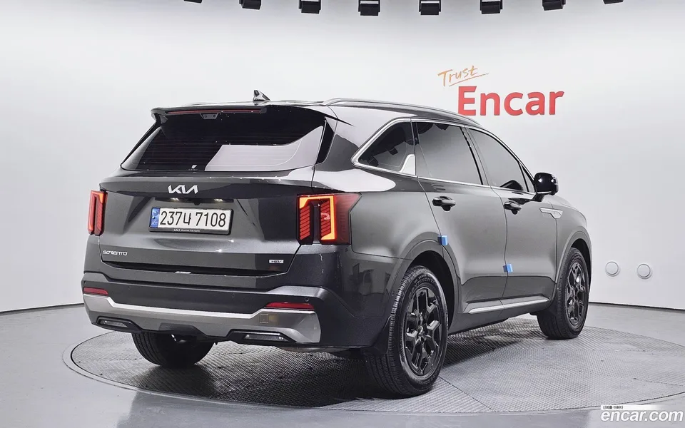 Kia Sorento HEV 1.6 2WD 2023 — миниатюра 2