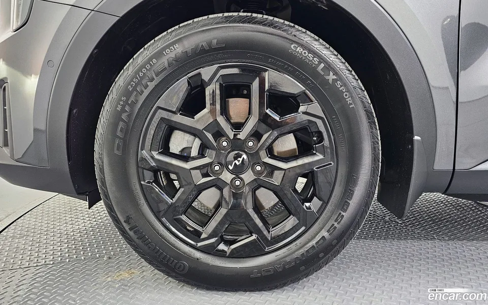 Kia Sorento HEV 1.6 2WD 2023 — миниатюра 5