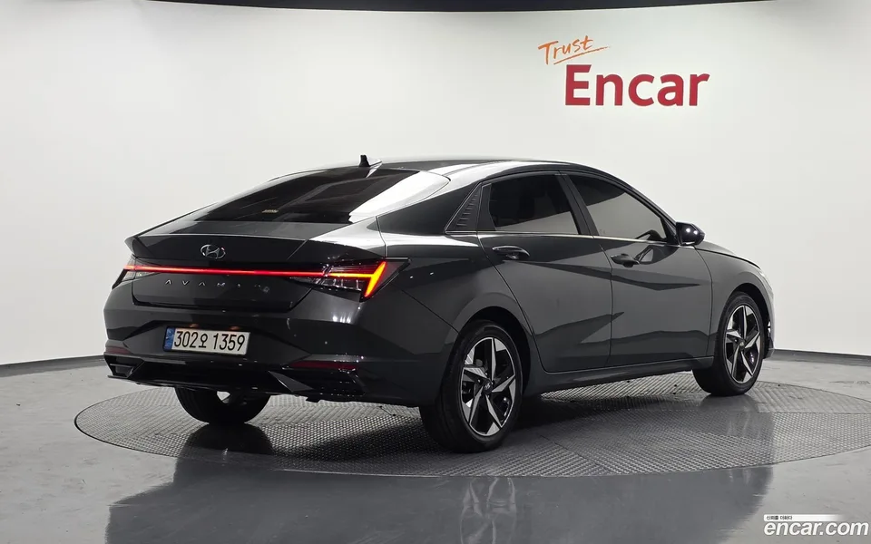 Hyundai Avante 1.6 2022 — миниатюра 2