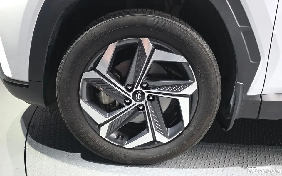 Hyundai Tucson 1.6 2WD 2022 — миниатюра 5