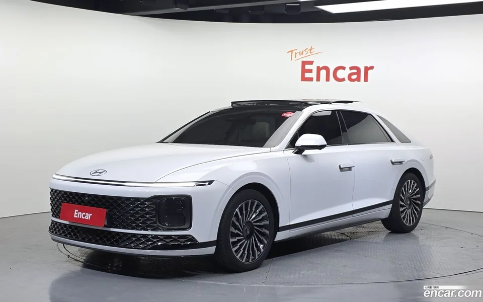 Hyundai Grandeur Hybrid 2023 — фото 1, купить с доставкой в Москву