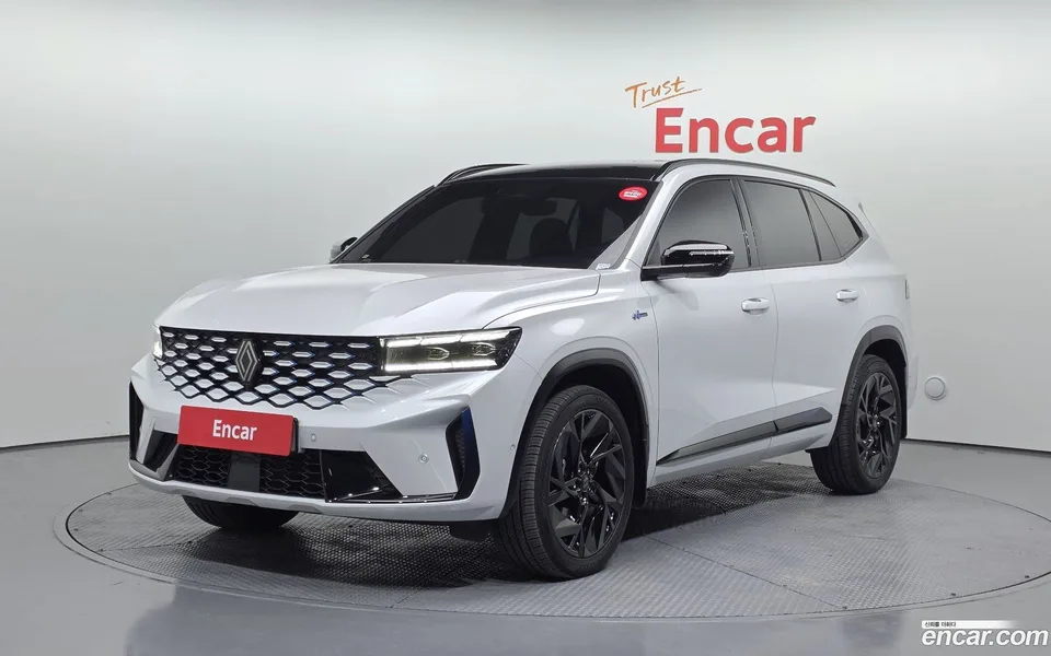 Renault Samsung Grand Koleos 1.5 E-TECH 2WD 2024 — фото 1, купить с доставкой в Москву