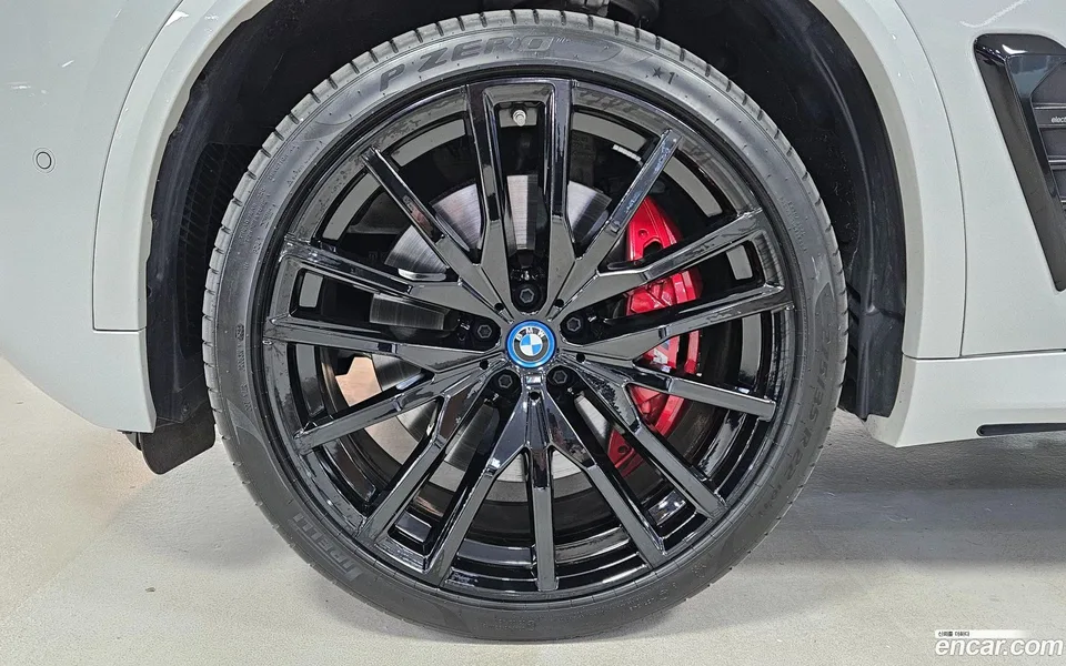 BMW X5 xDrive 50e M 2024 — миниатюра 5