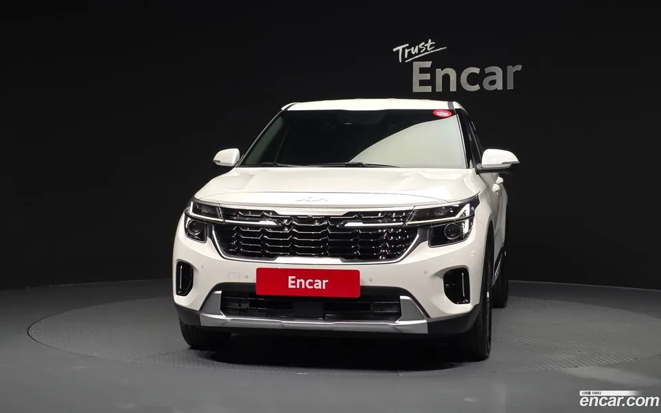 Kia Seltos 2.0 2WD 2023 — миниатюра 3
