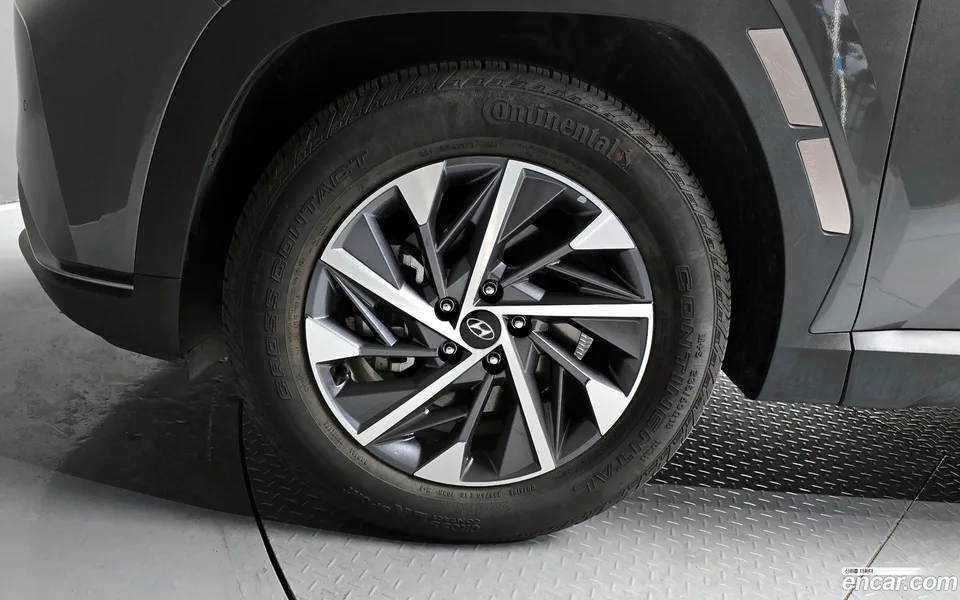 Hyundai Tucson Hybrid 2WD 2023 — миниатюра 5