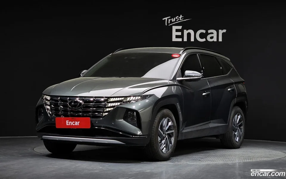 Hyundai Tucson Hybrid 2WD 2023 — фото 1, купить с доставкой в Москву