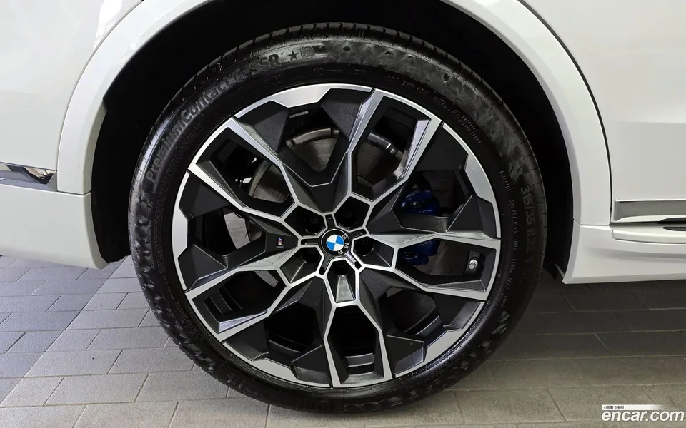 BMW X7 xDrive 40i M 6 2025 — миниатюра 5