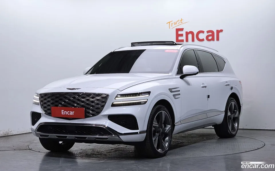 Genesis GV80 2.5T AWD 2025 — фото 1, купить с доставкой в Москву