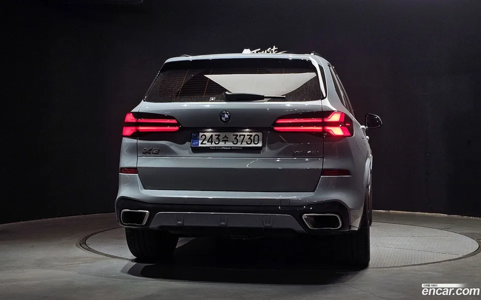 BMW X5 xDrive 40i M 2025 — миниатюра 4