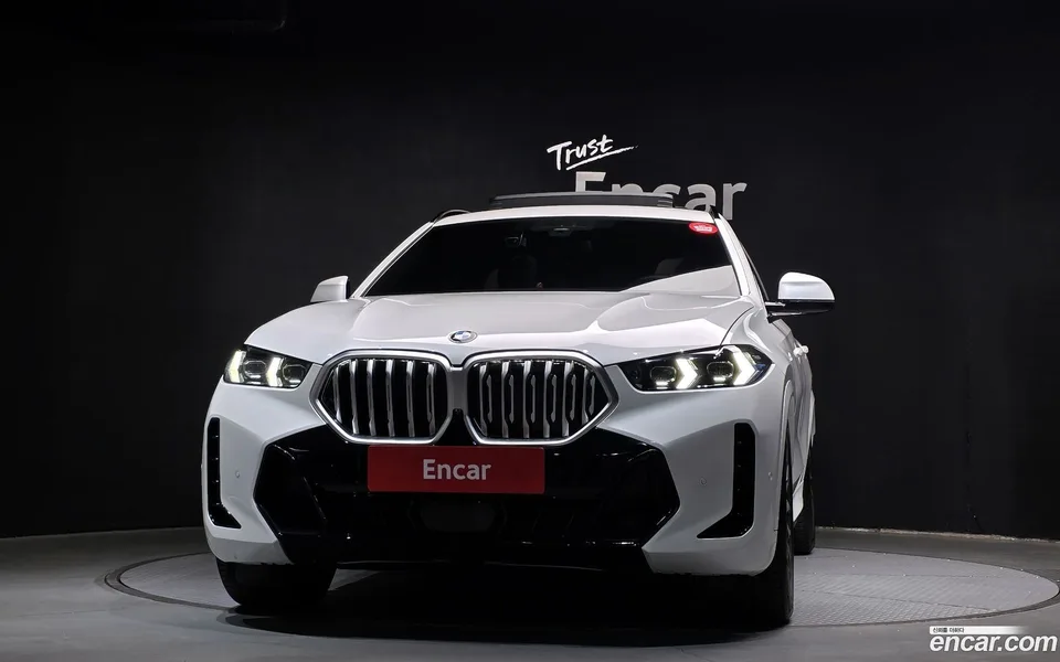 BMW X6 xDrive40i M 2025 — миниатюра 3