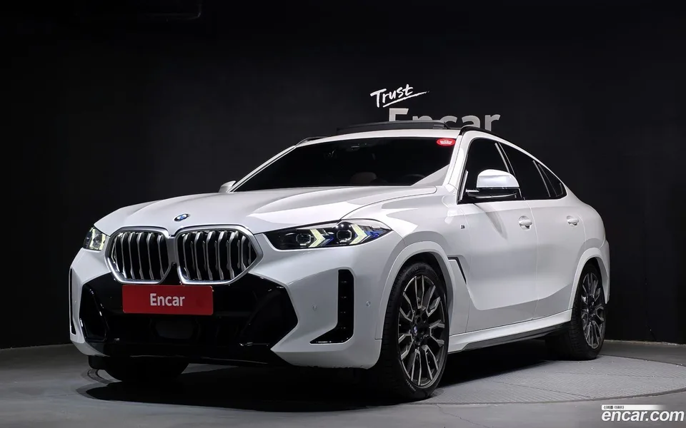 BMW X6 xDrive40i M 2025 — фото 1, купить с доставкой в Москву