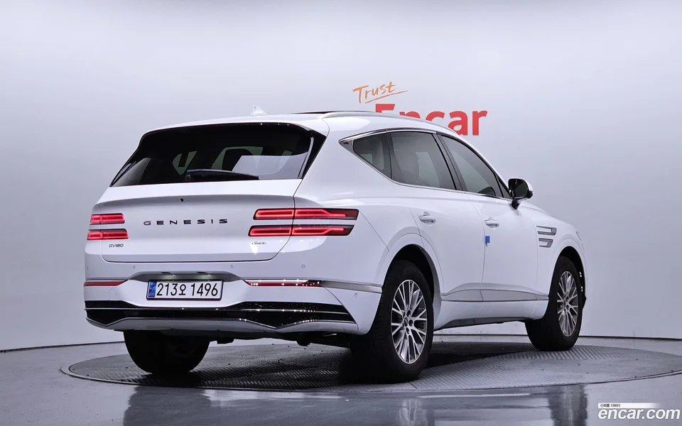 Genesis GV80 2.5T 2WD 2023 — миниатюра 2