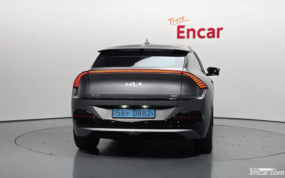 Kia EV6 2022 — миниатюра 4