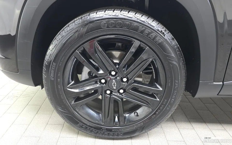 Chevrolet Trax Crossover 1.2 ACTIV 2023 — миниатюра 5