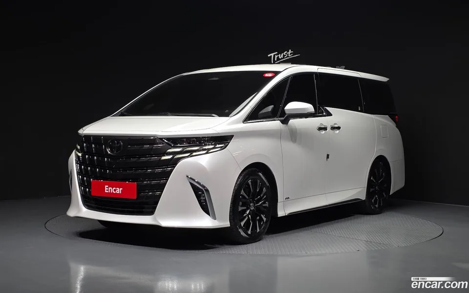 Toyota Alphard 2.5 HEV AWD 2024 — фото 1, купить с доставкой в Москву
