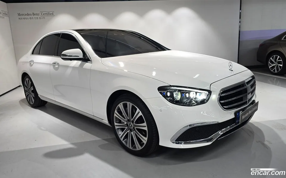 Mercedes-Benz E-Class E450 4MATIC 2022 — миниатюра 2