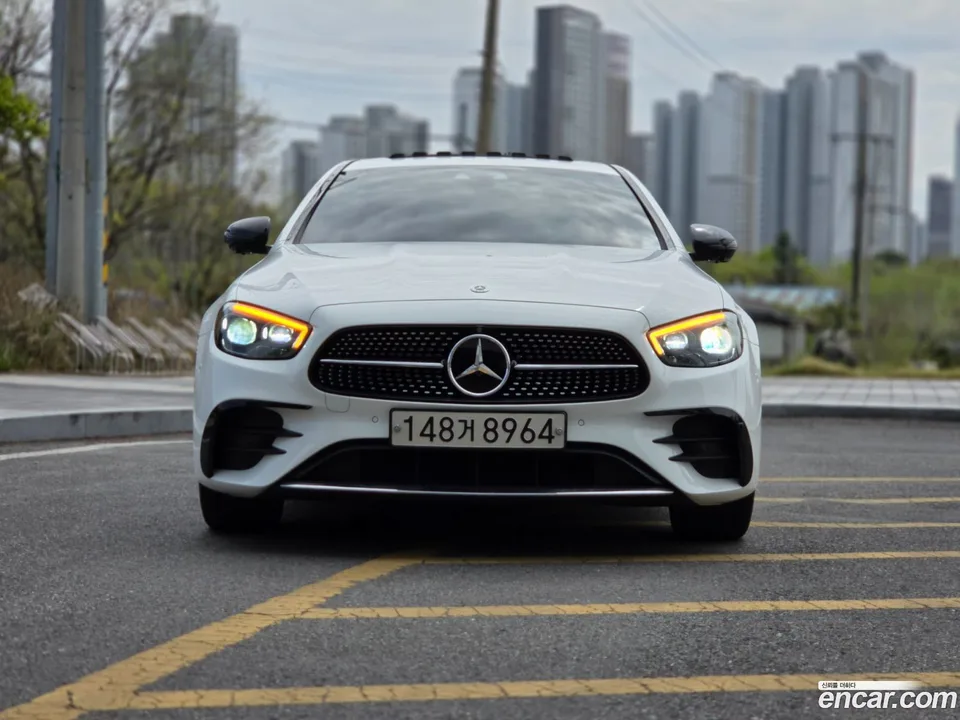 Mercedes-Benz E-Class E220d 4MATIC AMG Line 2022 — миниатюра 3