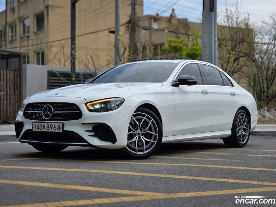 Mercedes-Benz E-Class E220d 4MATIC AMG Line 2022 — миниатюра 5