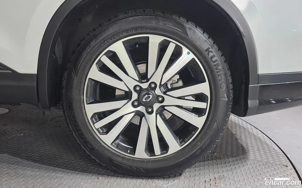Renault Samsung QM6 2.0 GDe 2WD 2022 — миниатюра 5