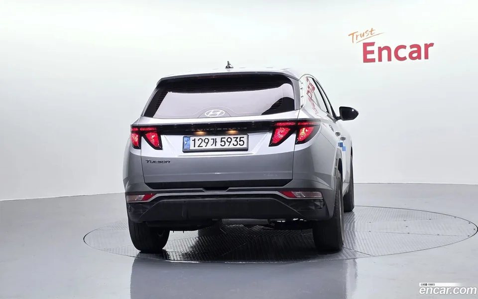 Hyundai Tucson 2.0 2WD 2023 — миниатюра 4