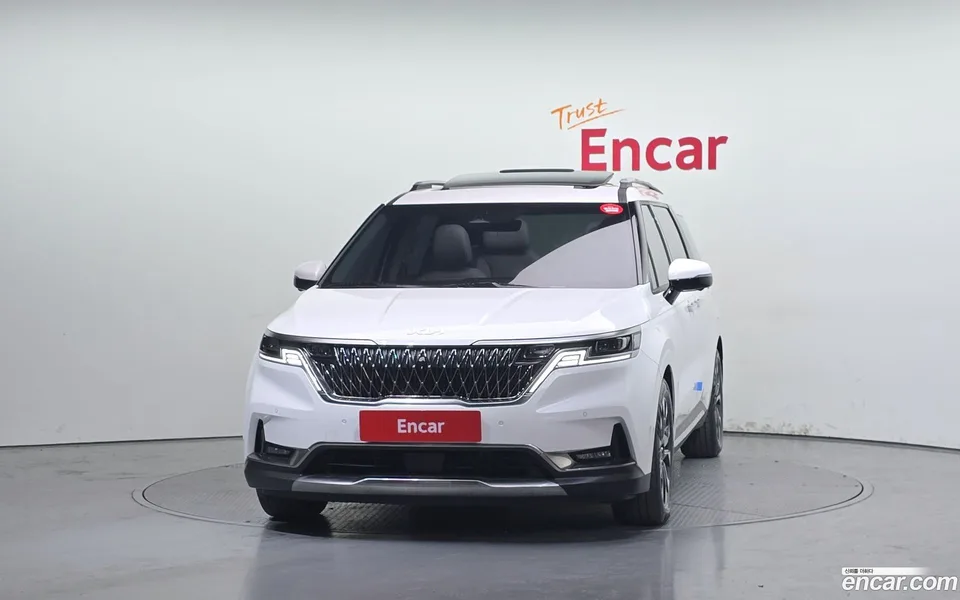 Kia Carnival 7 2023 — миниатюра 3