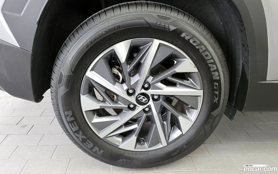 Hyundai Tucson 1.6 2WD 2023 — миниатюра 5