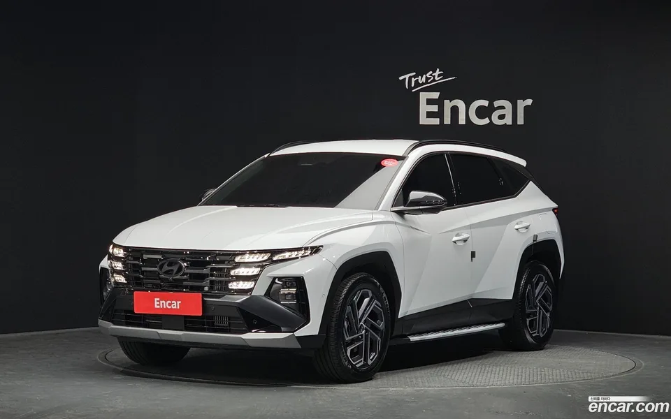 Hyundai Tucson NX4 1.6 4WD 2025 — фото 1, купить с доставкой в Москву