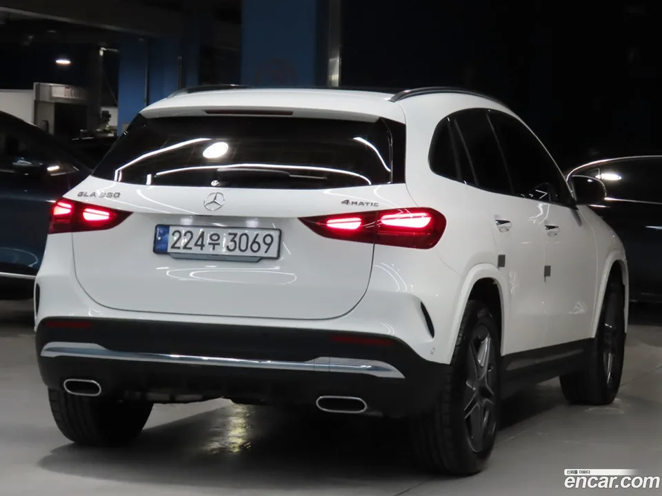 Mercedes-Benz GLA-Class GLA250 4MATIC 2024 — миниатюра 2