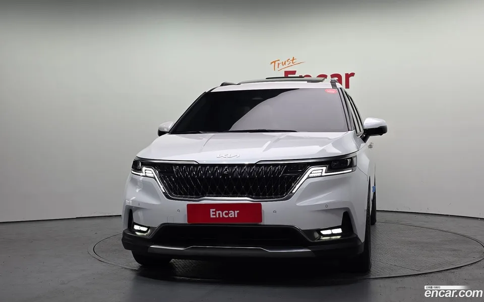 Kia Carnival 7 2023 — миниатюра 3