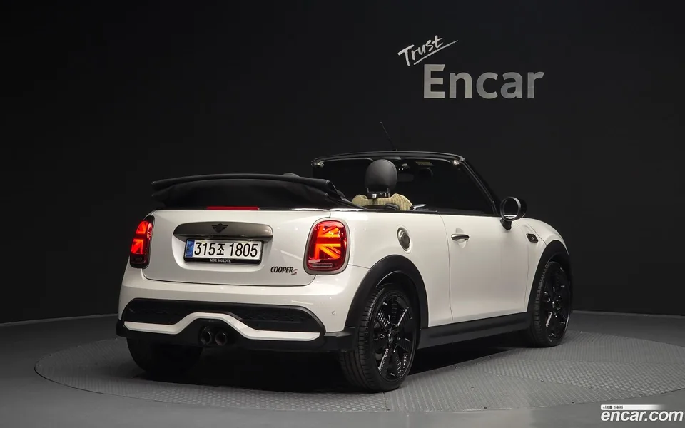 MINI Cooper S Convertible 2023 — миниатюра 2