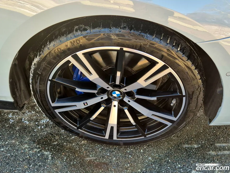 BMW 5 Series 530i xDrive M 2024 — миниатюра 5