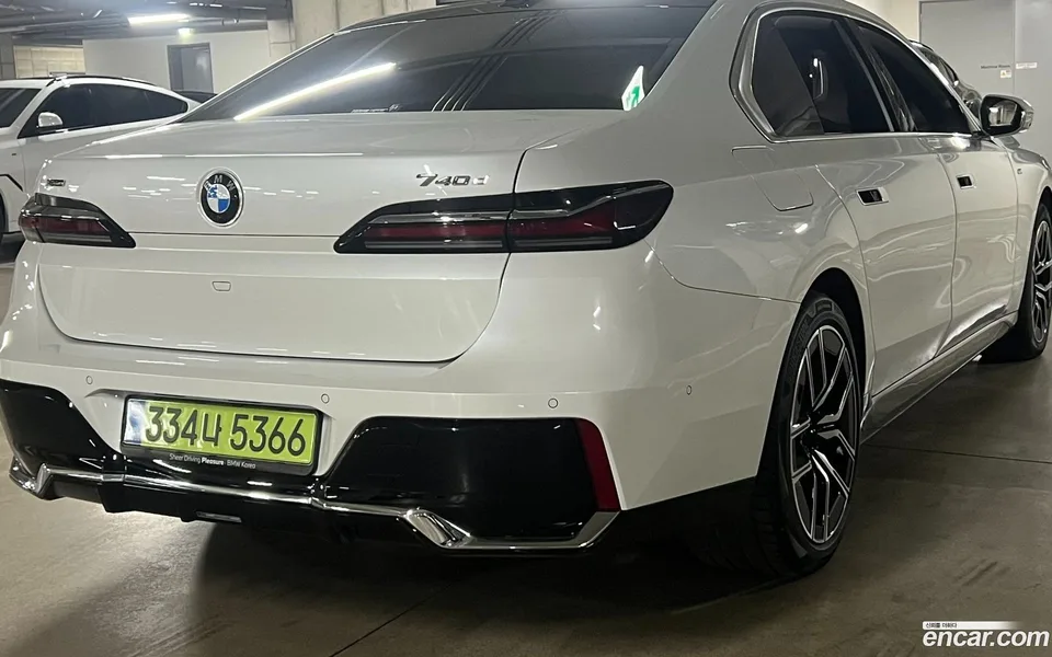 BMW 7 Series 740d xDrive M 2025 — миниатюра 2