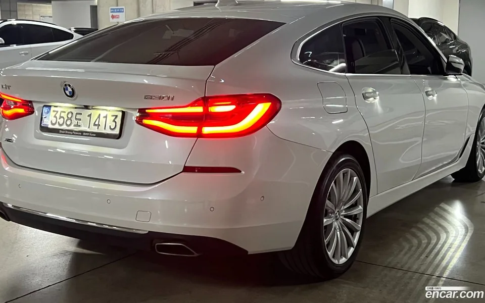 BMW 6 Series GT 630i xDrive 2023 — миниатюра 2