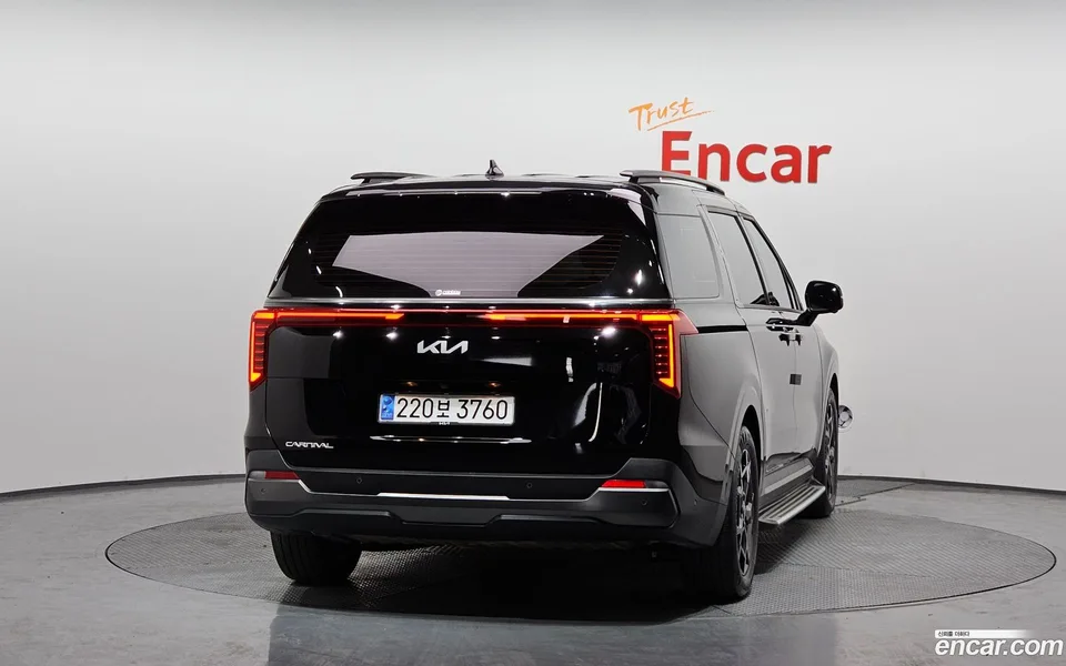 Kia Carnival 7 2024 — миниатюра 4