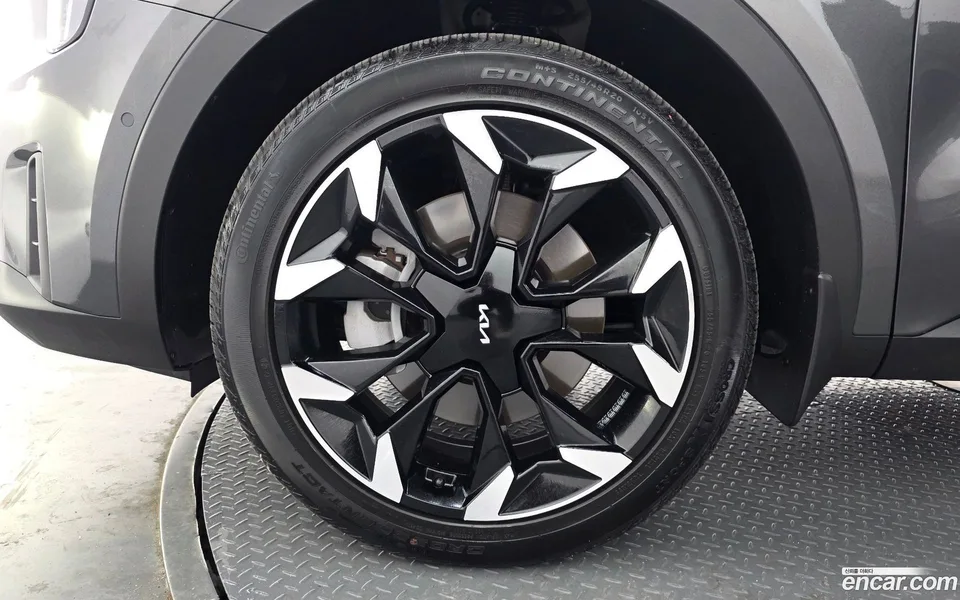 Kia Sorento 2.5T 2WD 2023 — миниатюра 5