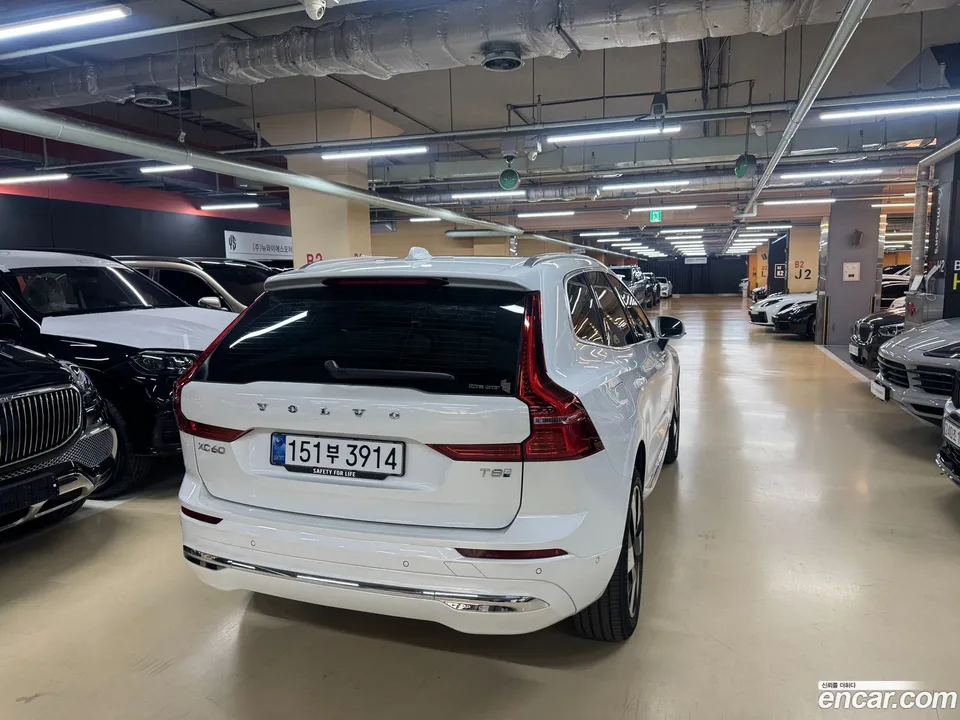 Volvo XC60 T8 2024 — миниатюра 2