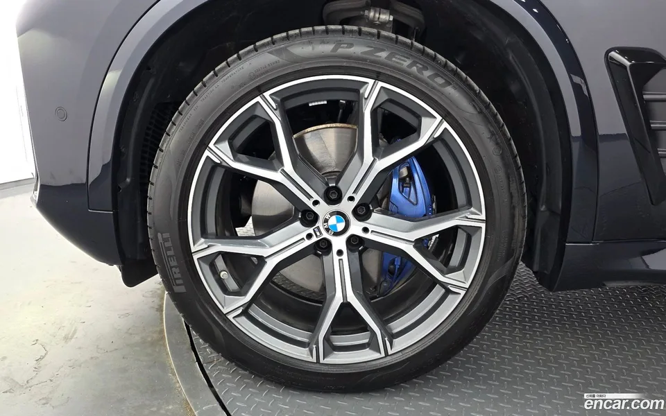 BMW X5 xDrive 30d M 2025 — миниатюра 5