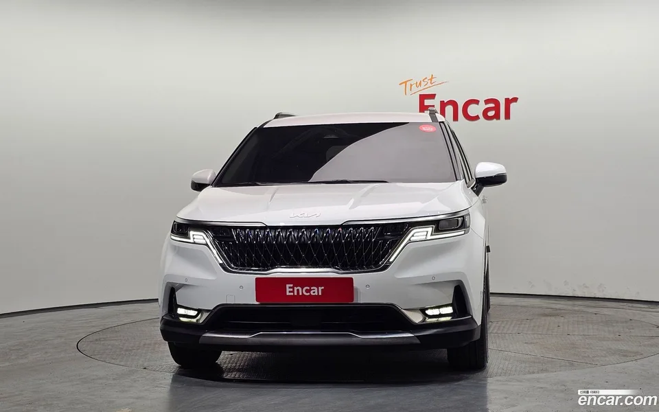 Kia Carnival 7 2023 — миниатюра 3