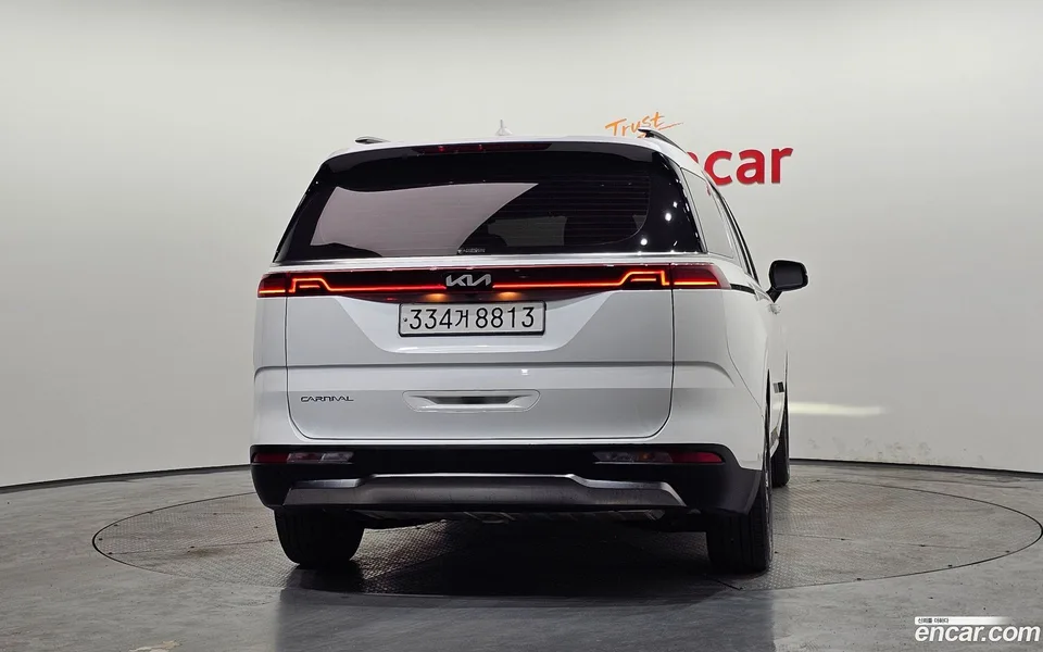 Kia Carnival 7 2023 — миниатюра 4
