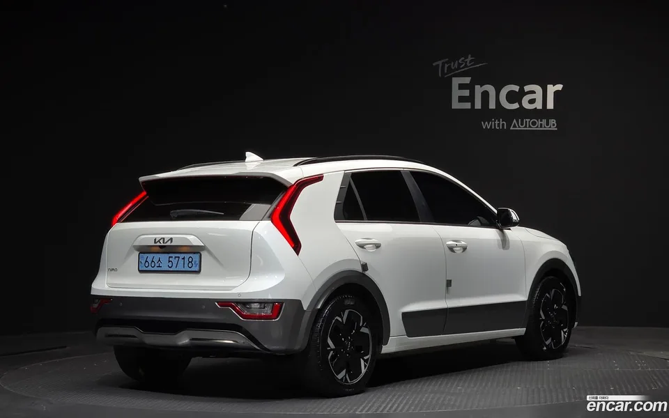Kia Niro EV 2024 — миниатюра 2