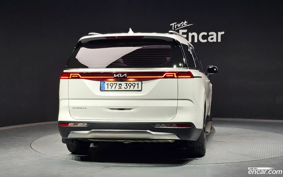 Kia Carnival 9 2022 — миниатюра 4