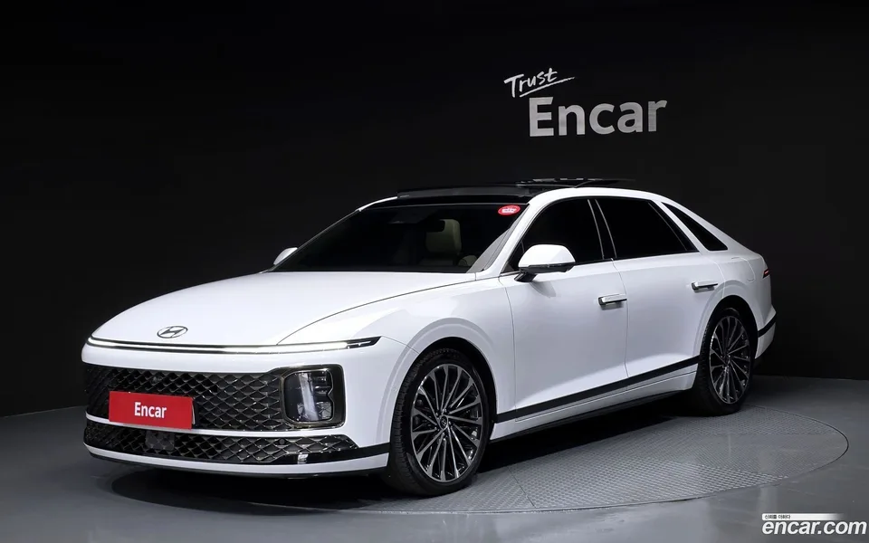 Hyundai Grandeur Hybrid 2023 — фото 1, купить с доставкой в Москву