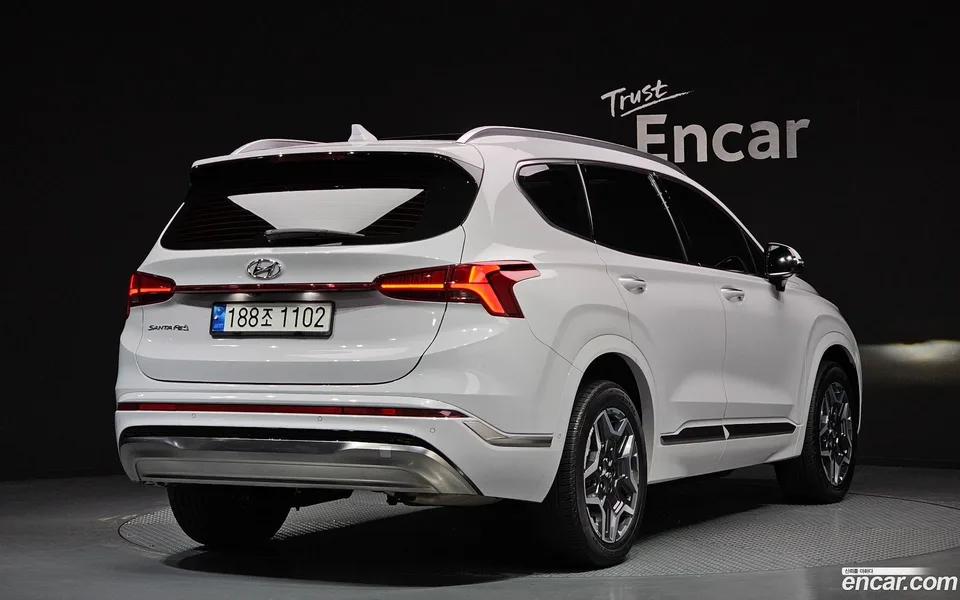 Hyundai Santa Fe HEV 1.6 2WD 2022 — миниатюра 2